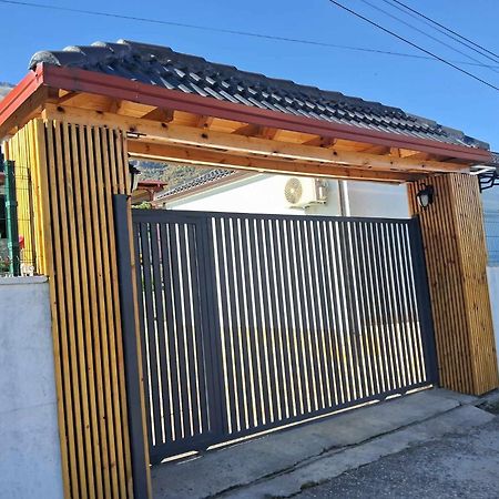 Villa Sana Rooms Permet Luaran gambar