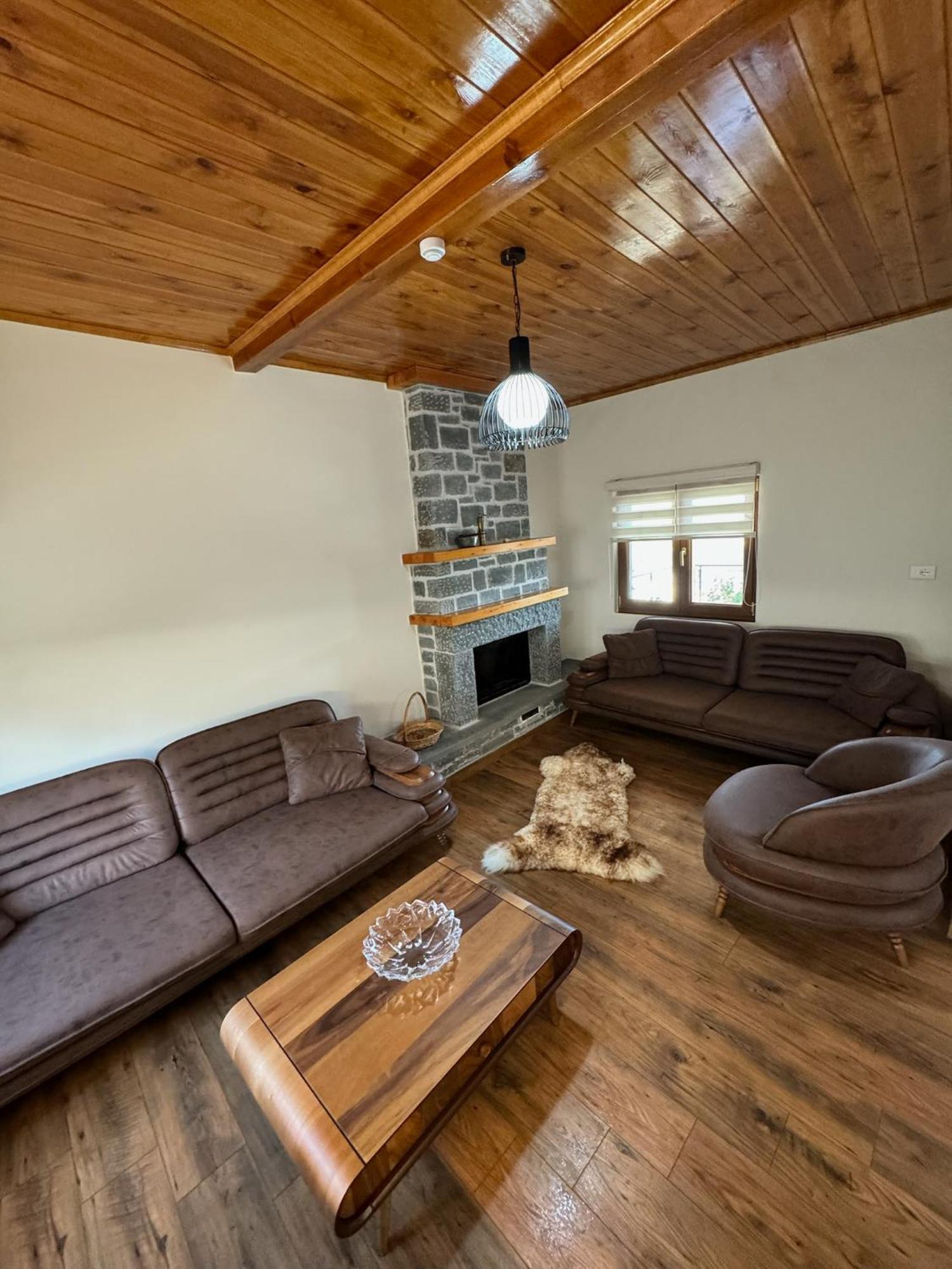 Villa Sana Rooms Permet Luaran gambar